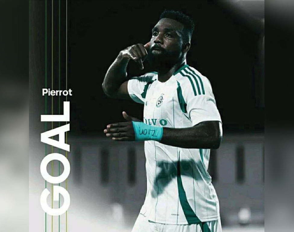 Le goleador haïtien Frantzdy Pierrot marque son premier but !